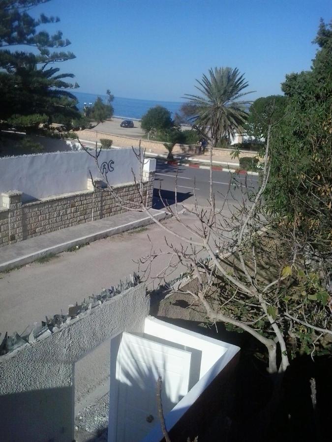 Duplex Pied Dans L'Eau Avec Magnifique Vue Sur Mer Monastir Bagian luar foto