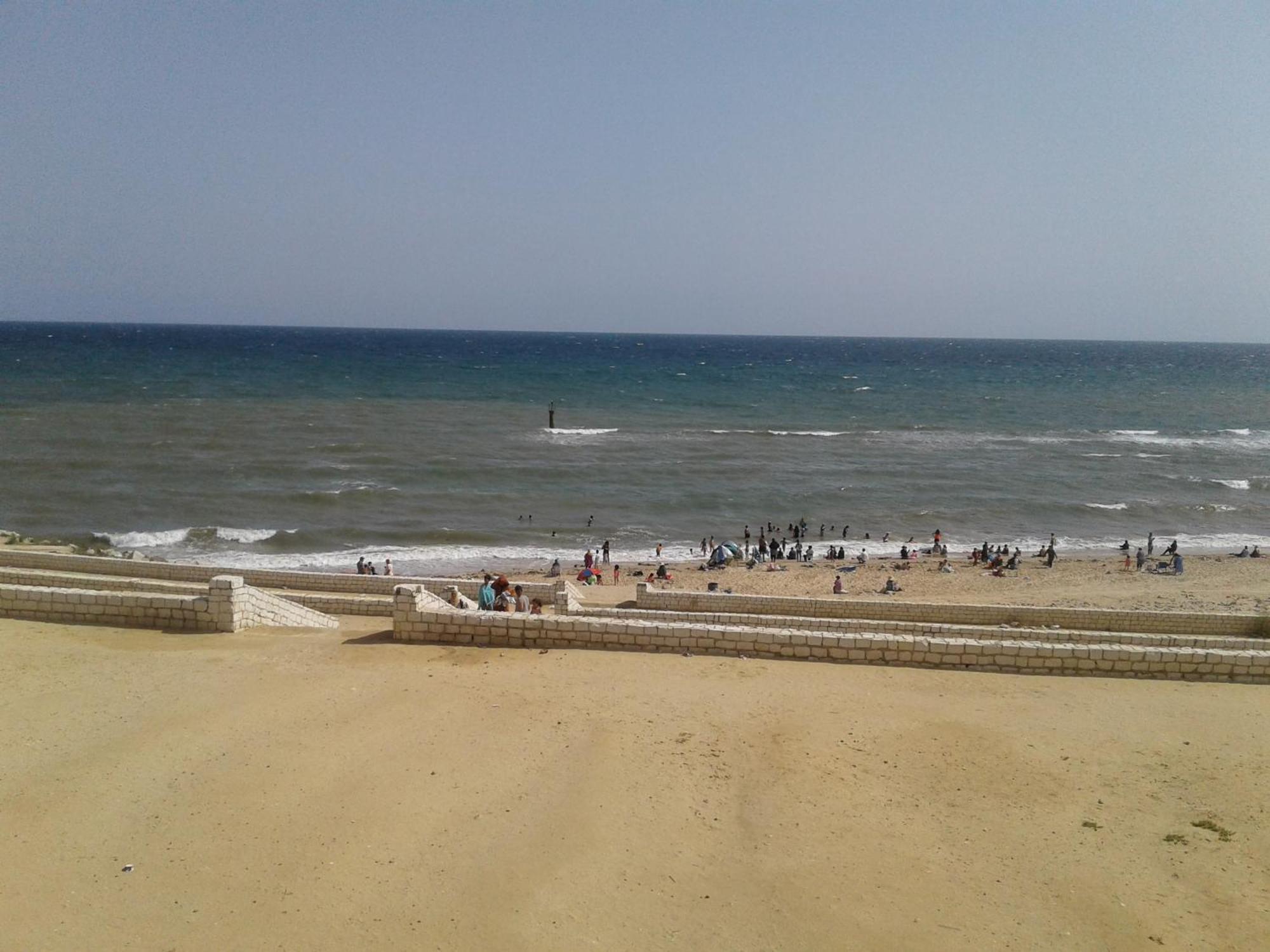 Duplex Pied Dans L'Eau Avec Magnifique Vue Sur Mer Monastir Bagian luar foto