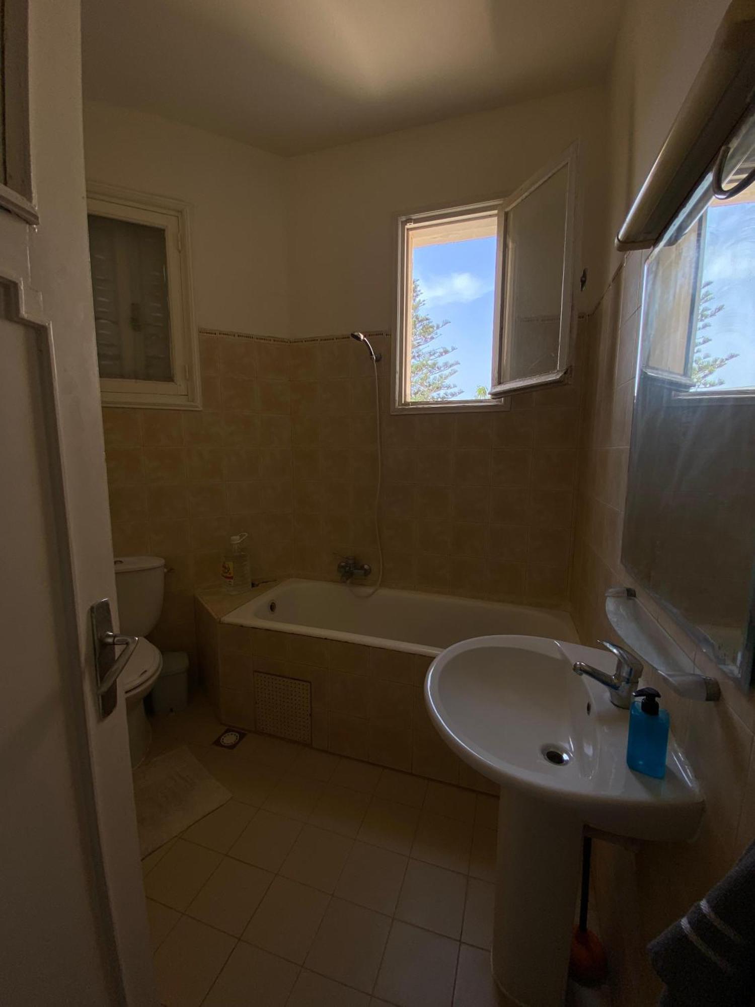 Duplex Pied Dans L'Eau Avec Magnifique Vue Sur Mer Monastir Bagian luar foto
